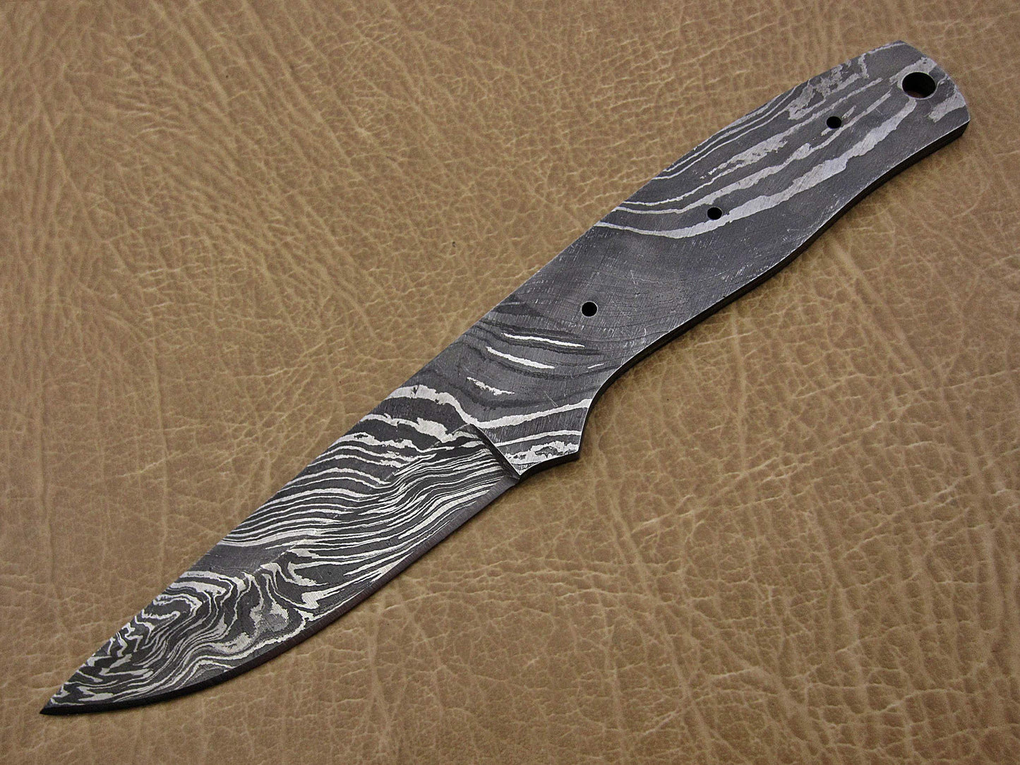 5 pieces set of 8 to 9.5 inches long hand forged twist pattern Damascus steel blank blade skinning knife set, Over all 44 inches long blades compact pocket knife blanks, knife making supplies